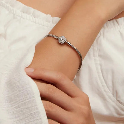 Sparkling Rose Bracelet